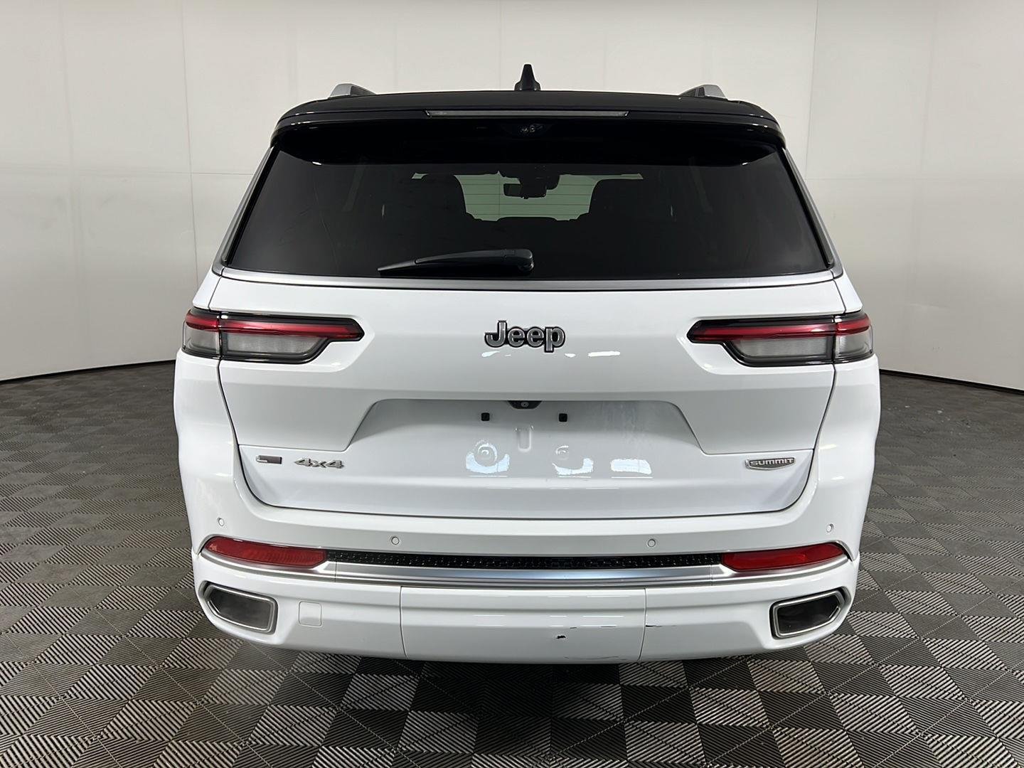 Used 2022 Bright White Clearcoat Jeep Summit image 6