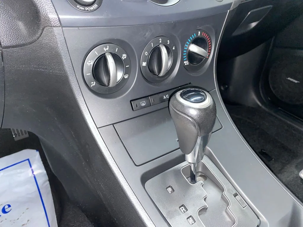 Used 2012 Gray Mazda i Touring image 23