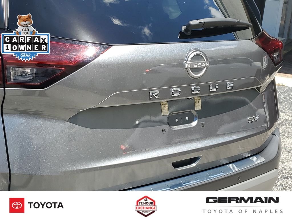 Used 2023 Gray Nissan SV image 18