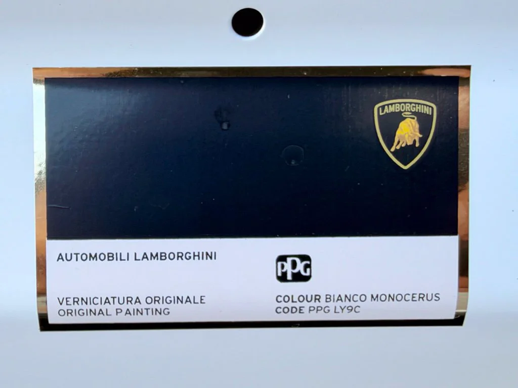 Used 2023 Bianco Monocerus Metallic Lamborghini Spyder AWD image 32