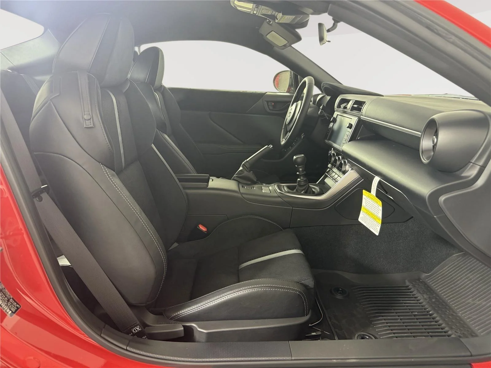 2025 Toyota GR86 Premium - Photo 17