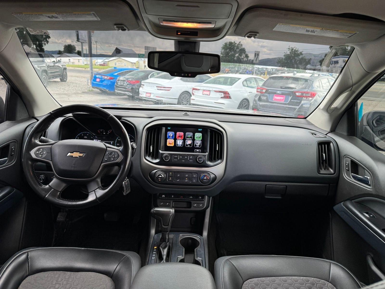 Used 2016 Brownstone Metallic Chevrolet Z71 image 15