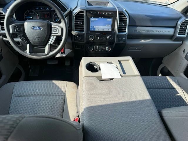 Used 2017 Silver Ford XLT image 15