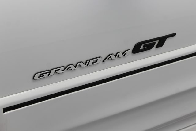 Used 2001 White Pontiac GT image 15