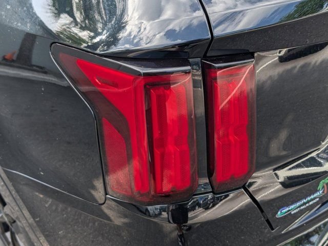 Used 2021 Black Kia SX image 37