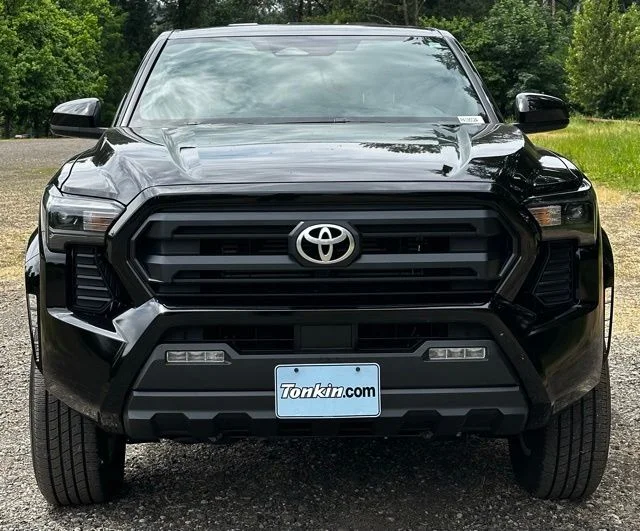 Used 2025 Black Toyota SR5 image 3