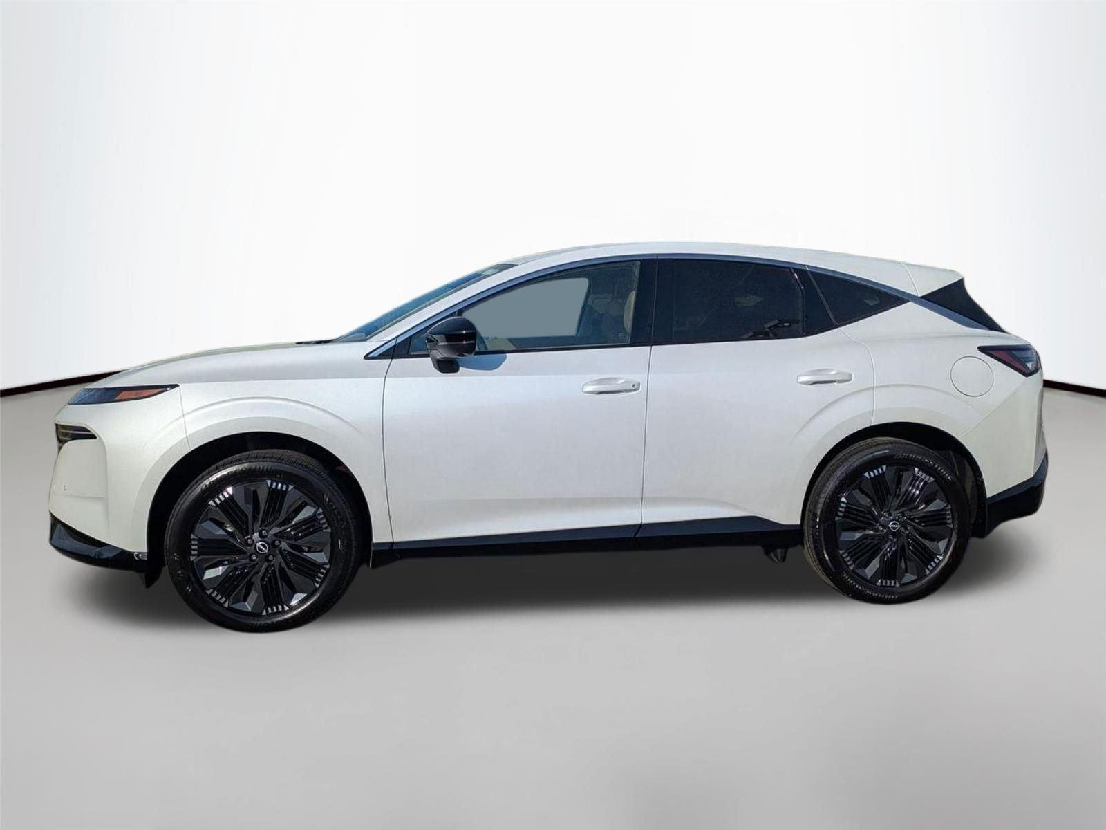 New 2026 Everest White Pearl TriCoat Nissan Platinum image 8