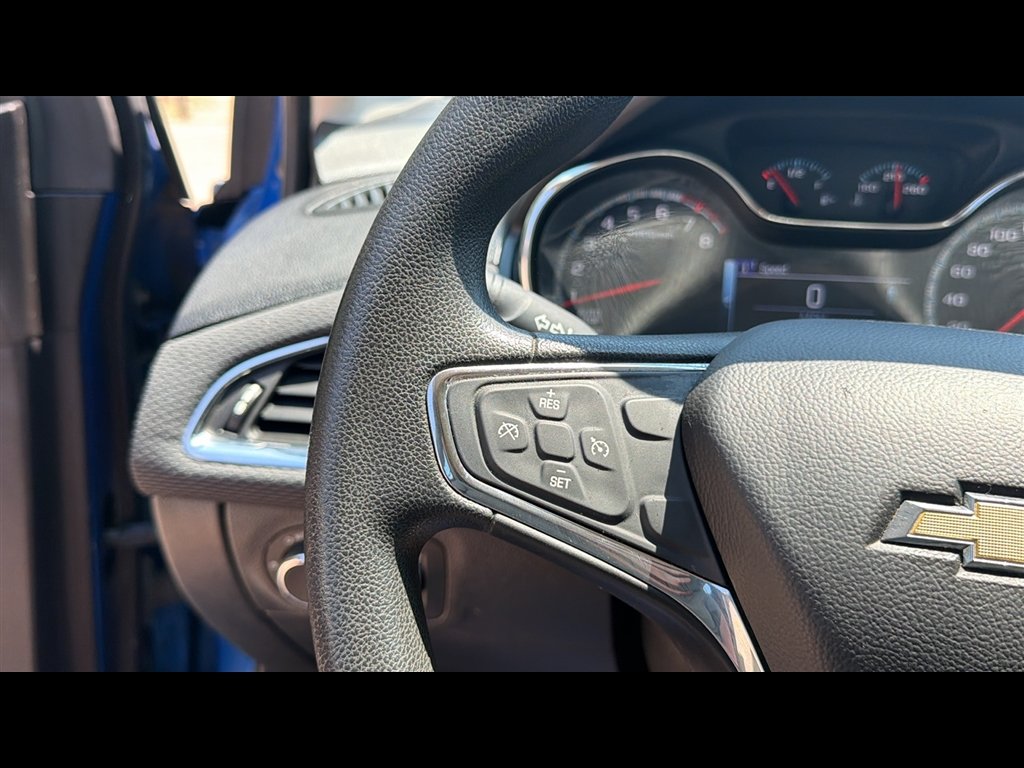 Used 2017 Kinetic Blue Metallic Chevrolet LT image 13