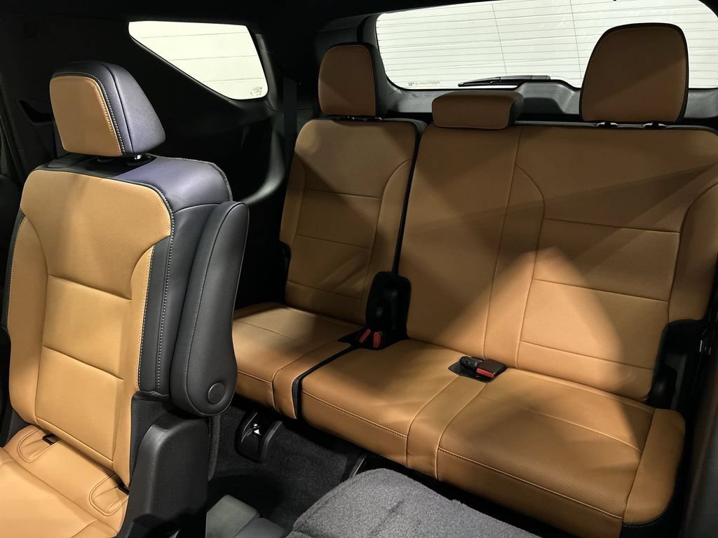 New 2027 Mosaic Black Metallic Chevrolet Z71 image 26