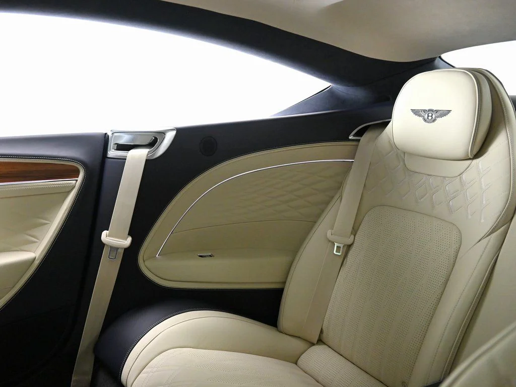 New 2026 Dark Sapphire Bentley  image 14