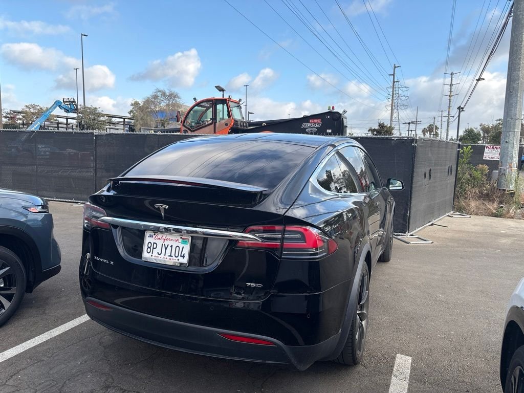 Used 2018 Solid Black Tesla 75D image 6