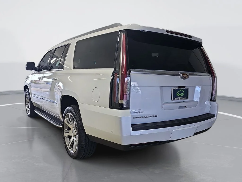 Used 2018 White Cadillac Luxury image 6