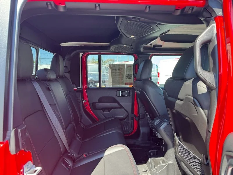 Used 2024 Firecracker Red Clearcoat Jeep Rubicon image 10