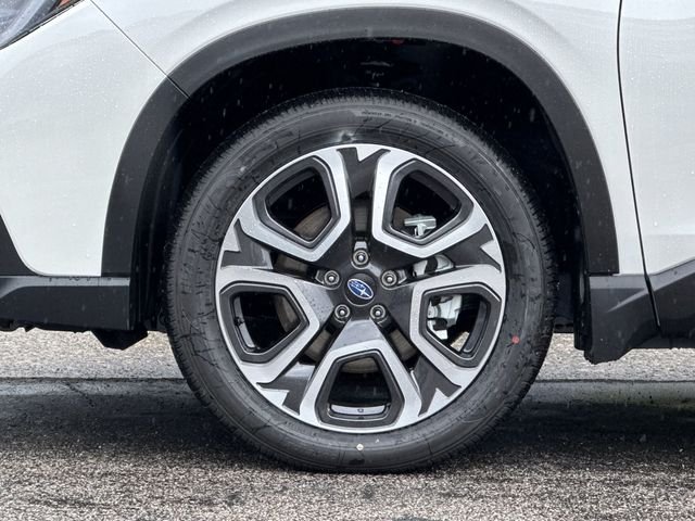 New 2026 CRYSTAL WHITE PEARL Subaru Limited 7-Passenger image 38