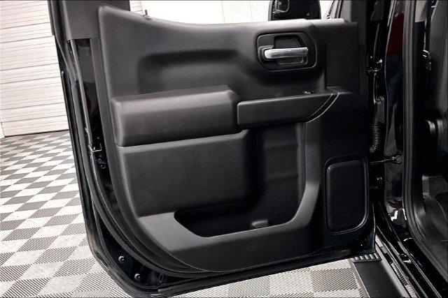 Used 2026 Onyx Black GMC Pro image 21