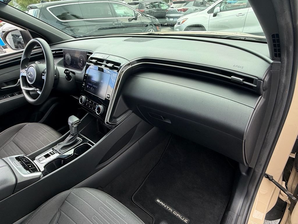 Used 2022 Beige Hyundai SEL image 17