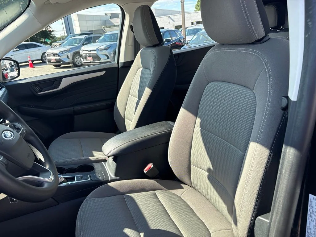 Used 2021 Blue Ford S image 21