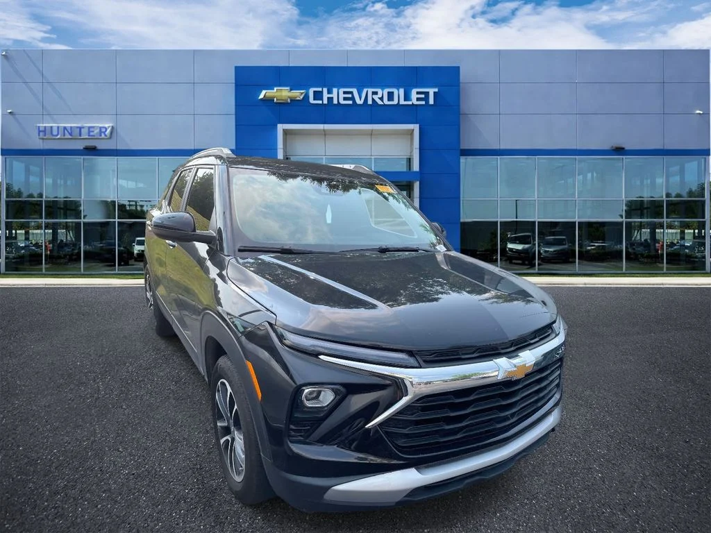 Used 2024 Mosaic Black Metallic Chevrolet LT image 1