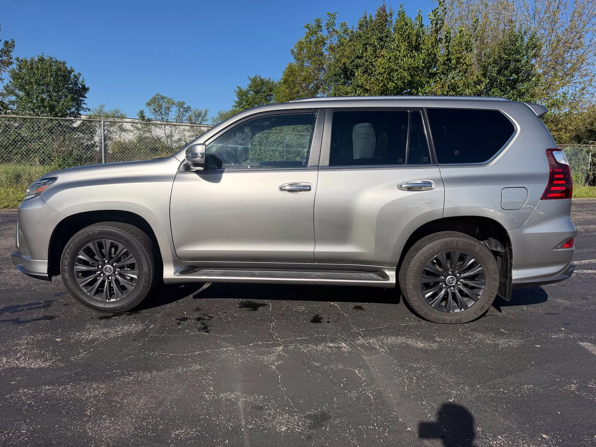 Used 2022 Silver Lexus Luxury image 9