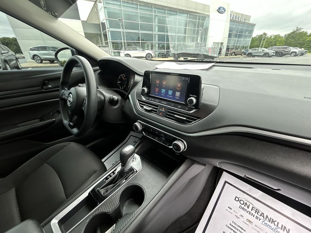 Used 2023 Gray Nissan 2.5 S image 11