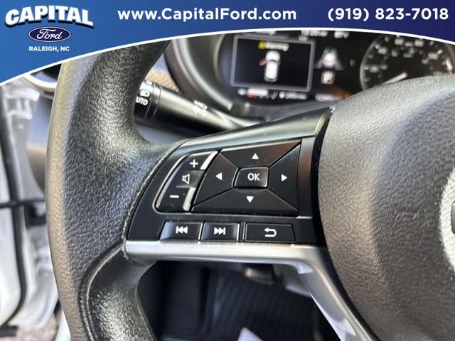 Used 2024 White Nissan SV image 22