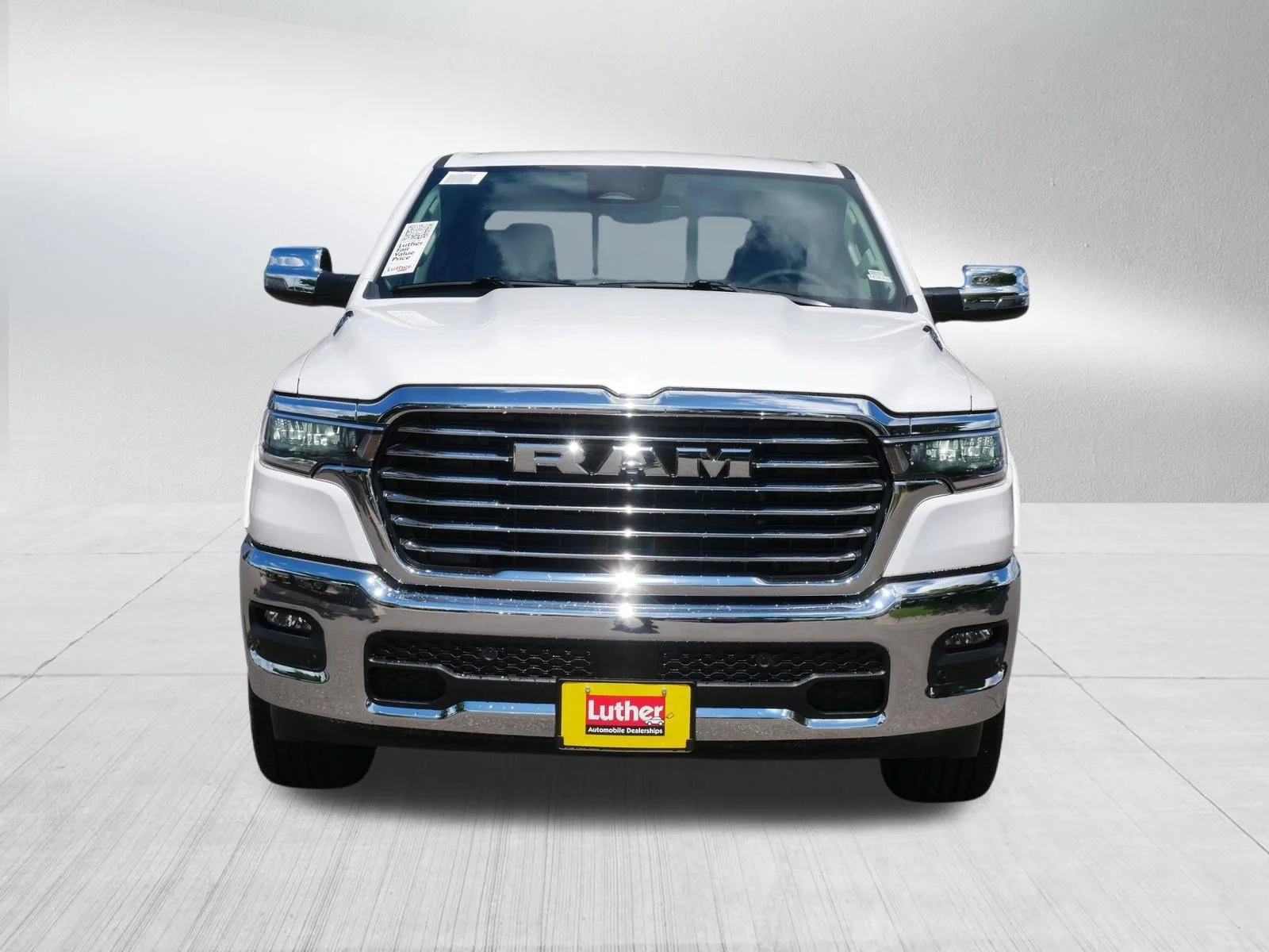 New 2026 Ivory White Tri-Coat Pearl-Coat Exterior Paint RAM Laramie image 2