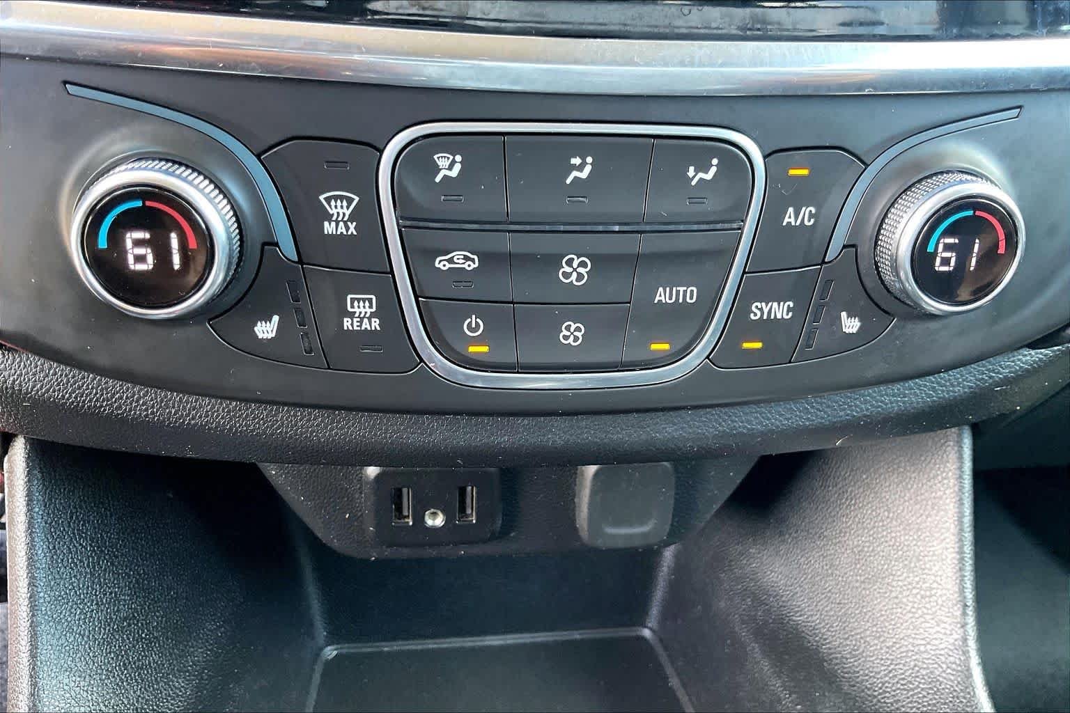 Used 2020 Mosaic Black Metallic Chevrolet LT Leather image 33