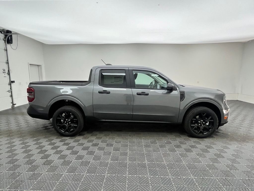 New 2026 Gray Ford XLT image 7