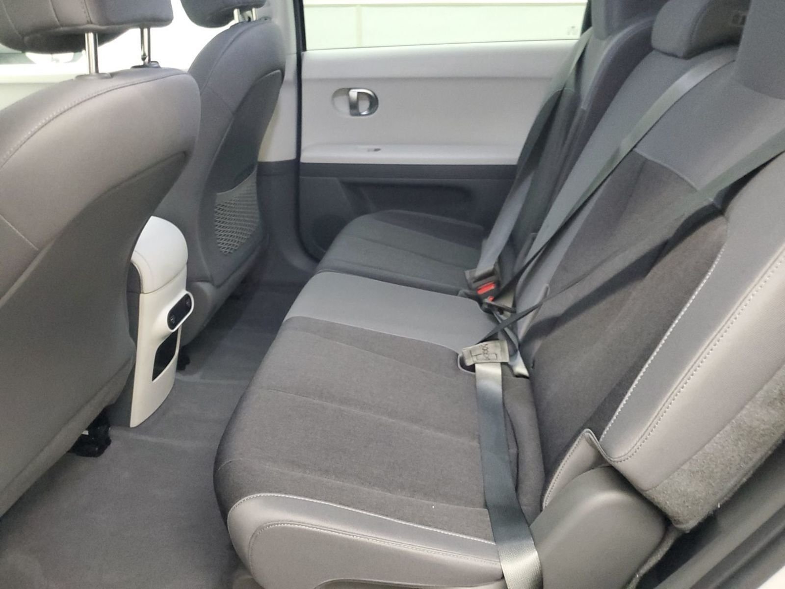 Used 2024 Gray Hyundai SEL image 12