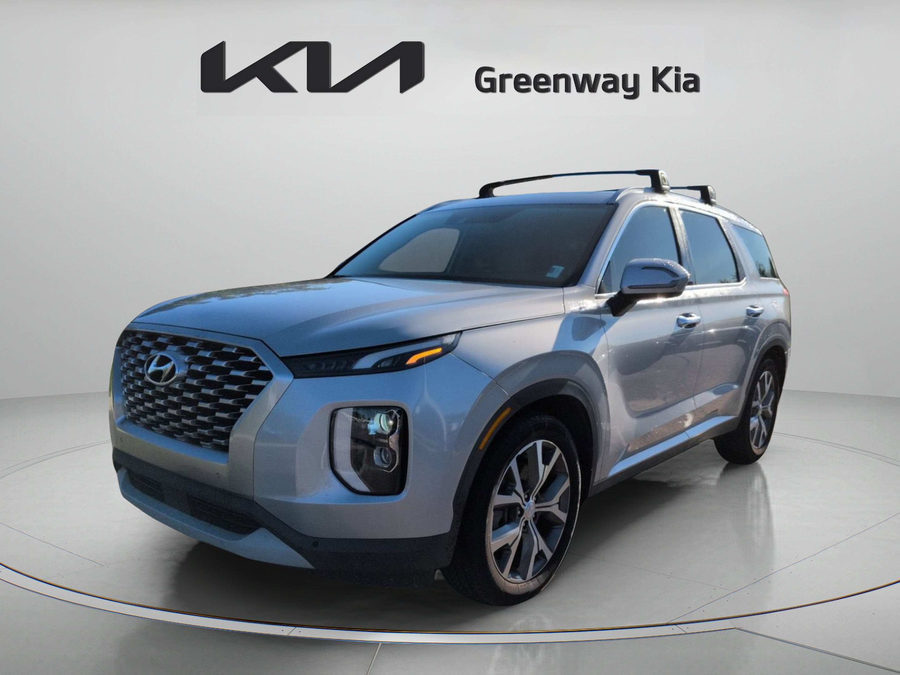 Used 2022 Typhoon Silver Hyundai SEL image 4