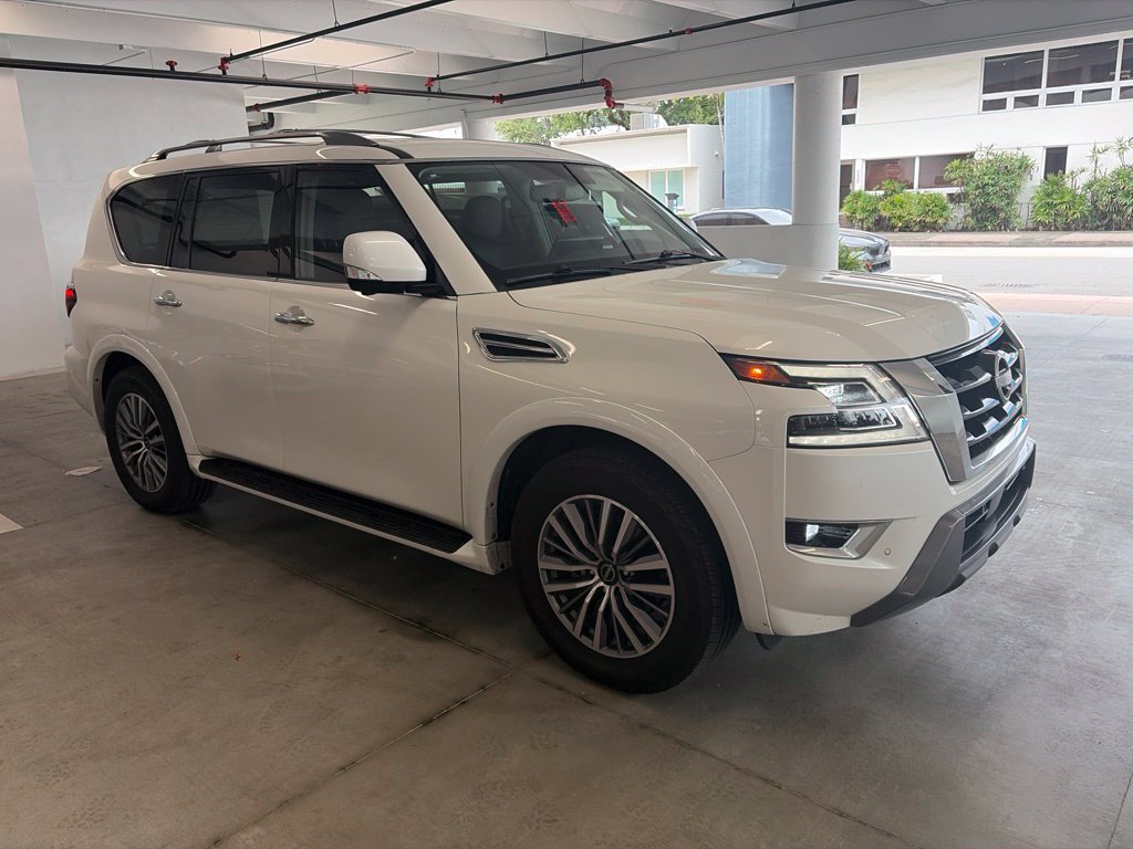 Used 2023 White Nissan SL image 1