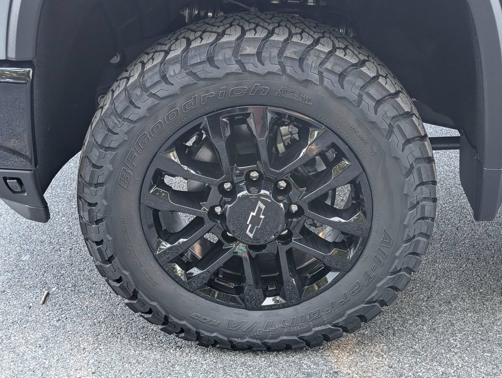 2026 Chevrolet Silverado 2500 HD LTZ - Photo 11