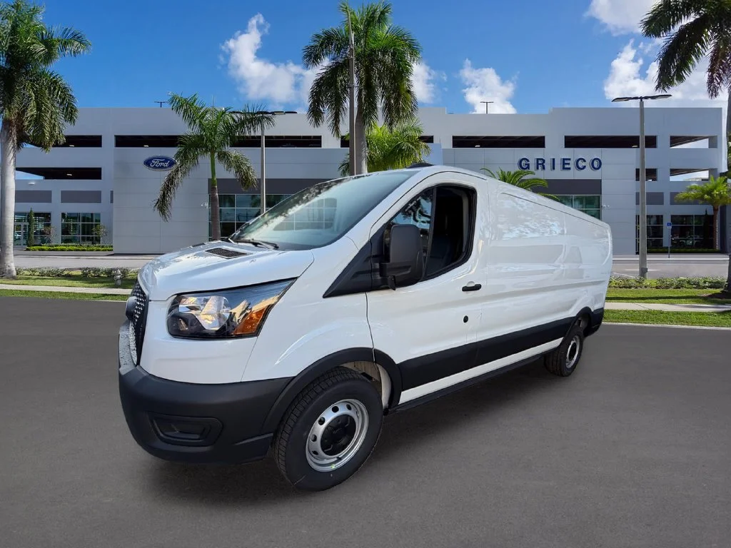 New 2027 White Ford Base image 3