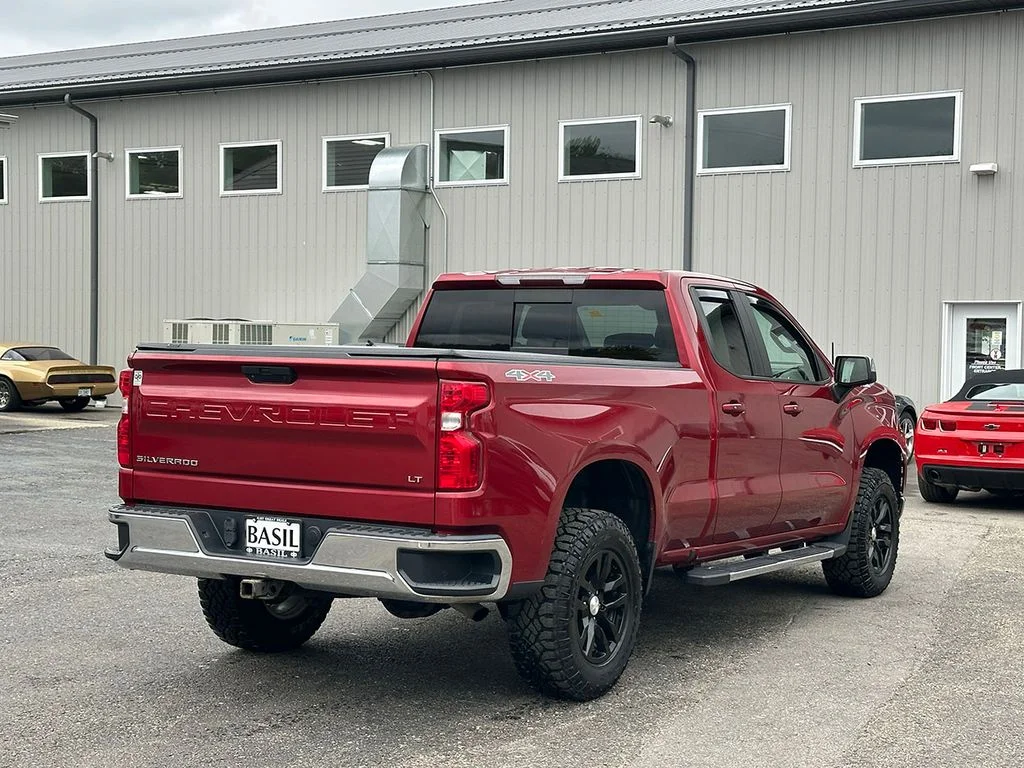Used 2019 Red Chevrolet LT image 11