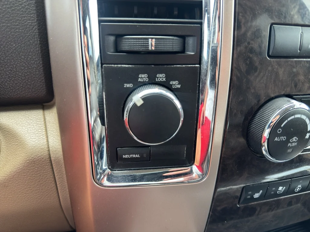 Used 2012  Ram Laramie Longhorn Edition image 24