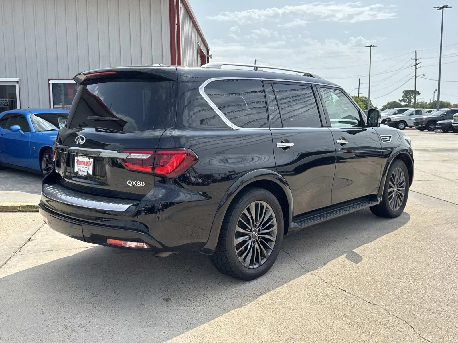 Used 2023 Black Obsidian INFINITI PREMIUM SELECT image 7
