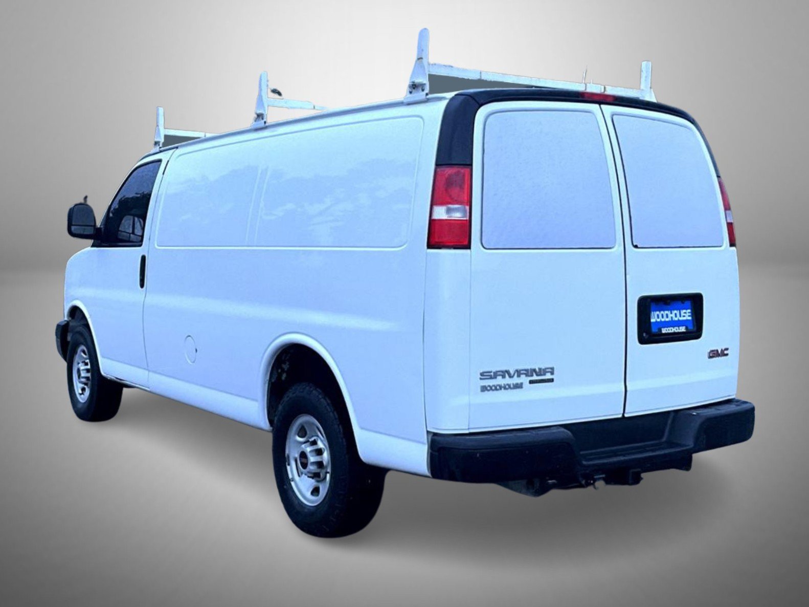 Used 2016 White GMC Work Van image 7