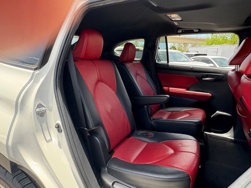 2021 Toyota Highlander XSE - Photo 15