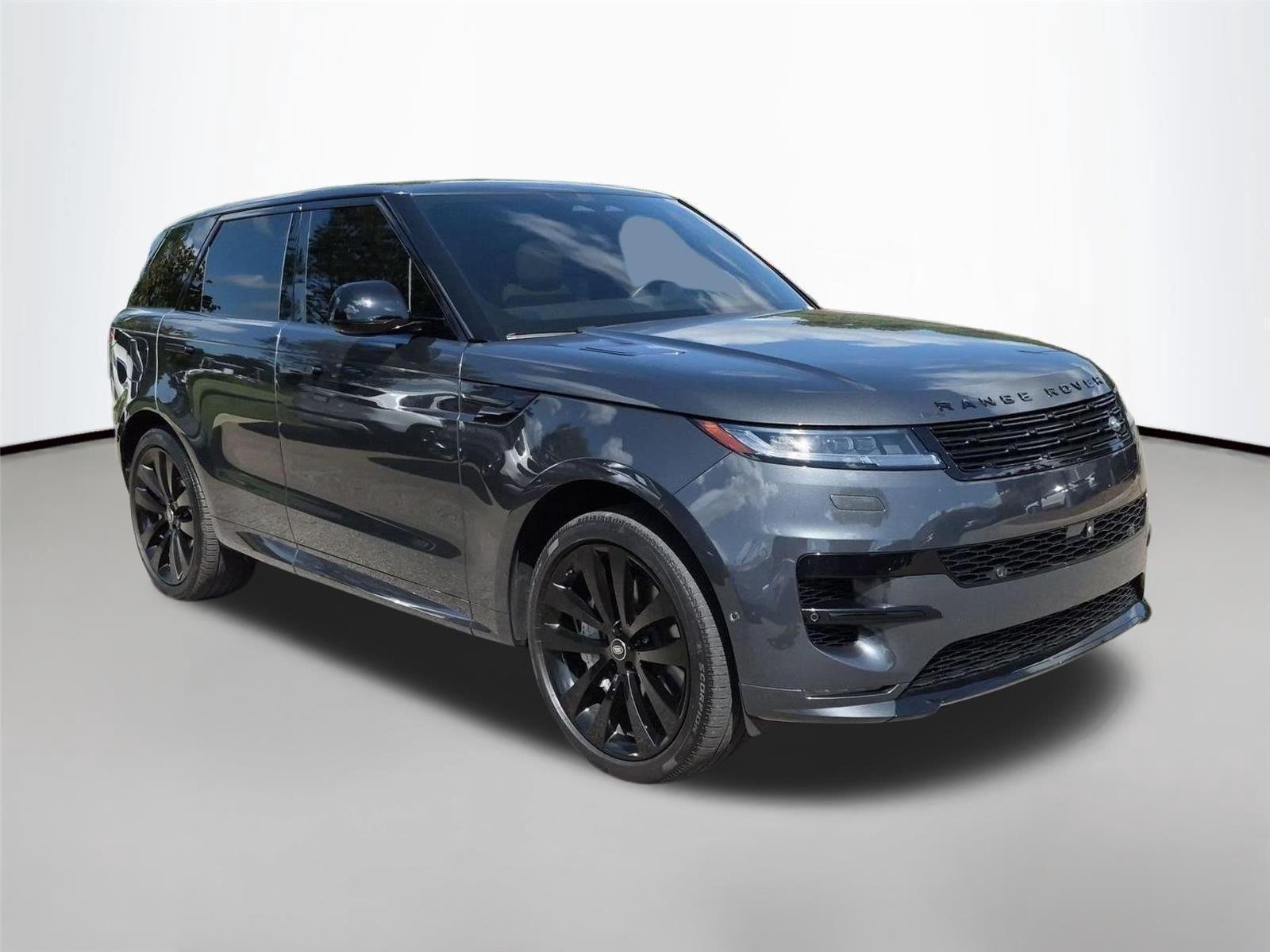 Used 2025 Carpathian Grey Premium Metallic Land Rover Dynamic SE image 7