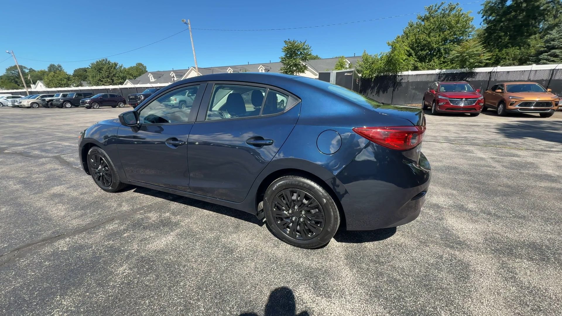 Used 2018 Blue Mazda Sport image 6