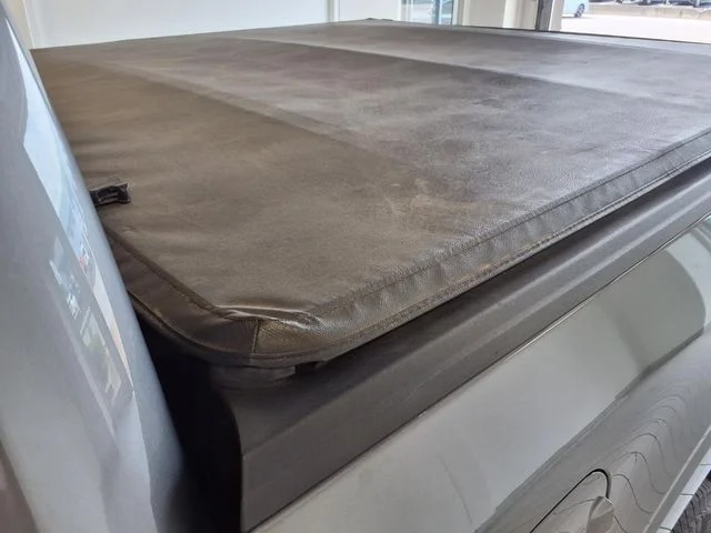 Used 2023 Gray Metallic Ford Lariat image 24