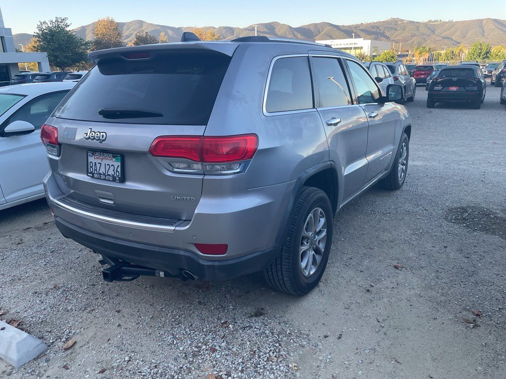 Used 2015 Billet Silver Metallic Jeep Limited image 8