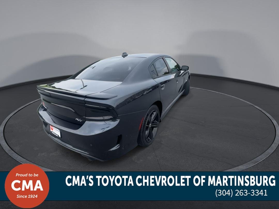Used 2017 Pitch Black Clearcoat Dodge R/T image 8