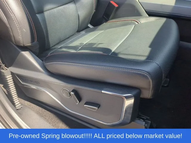 Used 2022 White Ford Lariat image 50