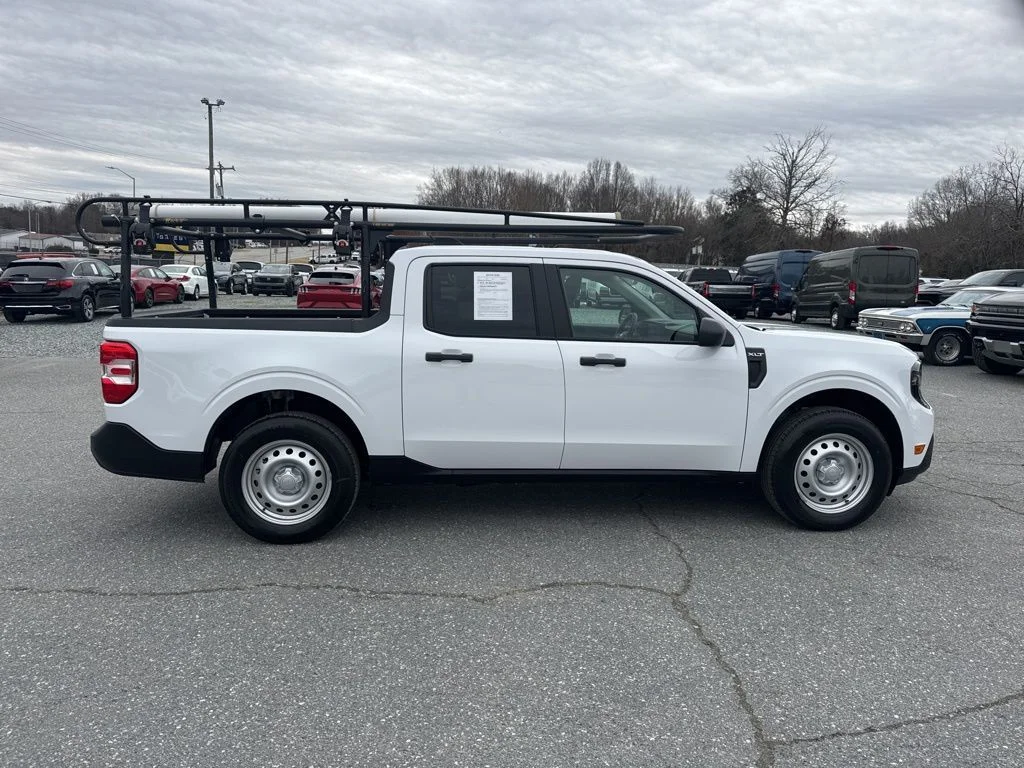 Used 2025 White Ford XLT image 6
