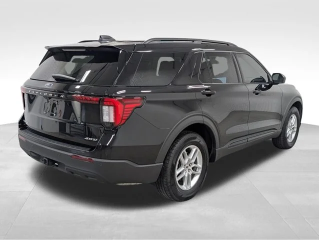 New 2026 Agate Black Metallic Ford Active image 46
