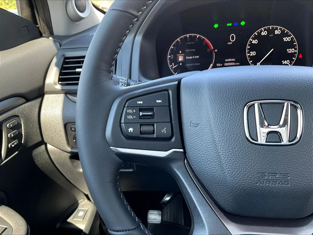 New 2026 Crystal Black Pearl Honda RTL image 11