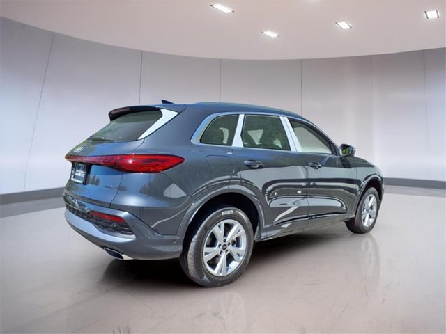 2025 Audi Q5 Premium photo 2