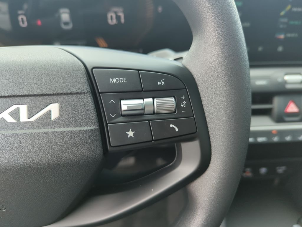New 2026 Deep Sea Blue Kia LXS image 23