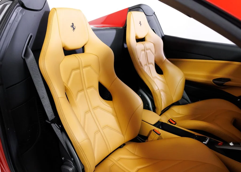 Used 2018 Red Ferrari Base image 23